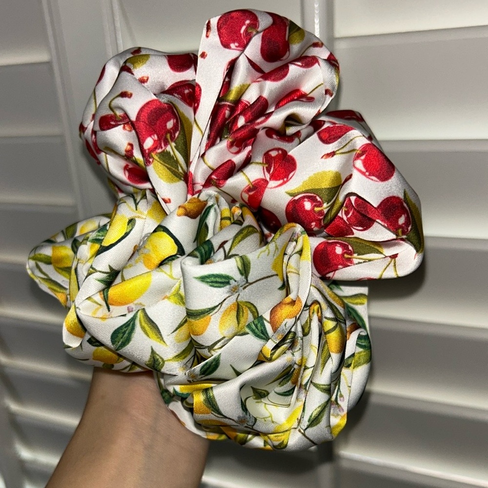 ๐Firm Price๐ Jumbo 2 Cherry and Lemon Print Scrunchies